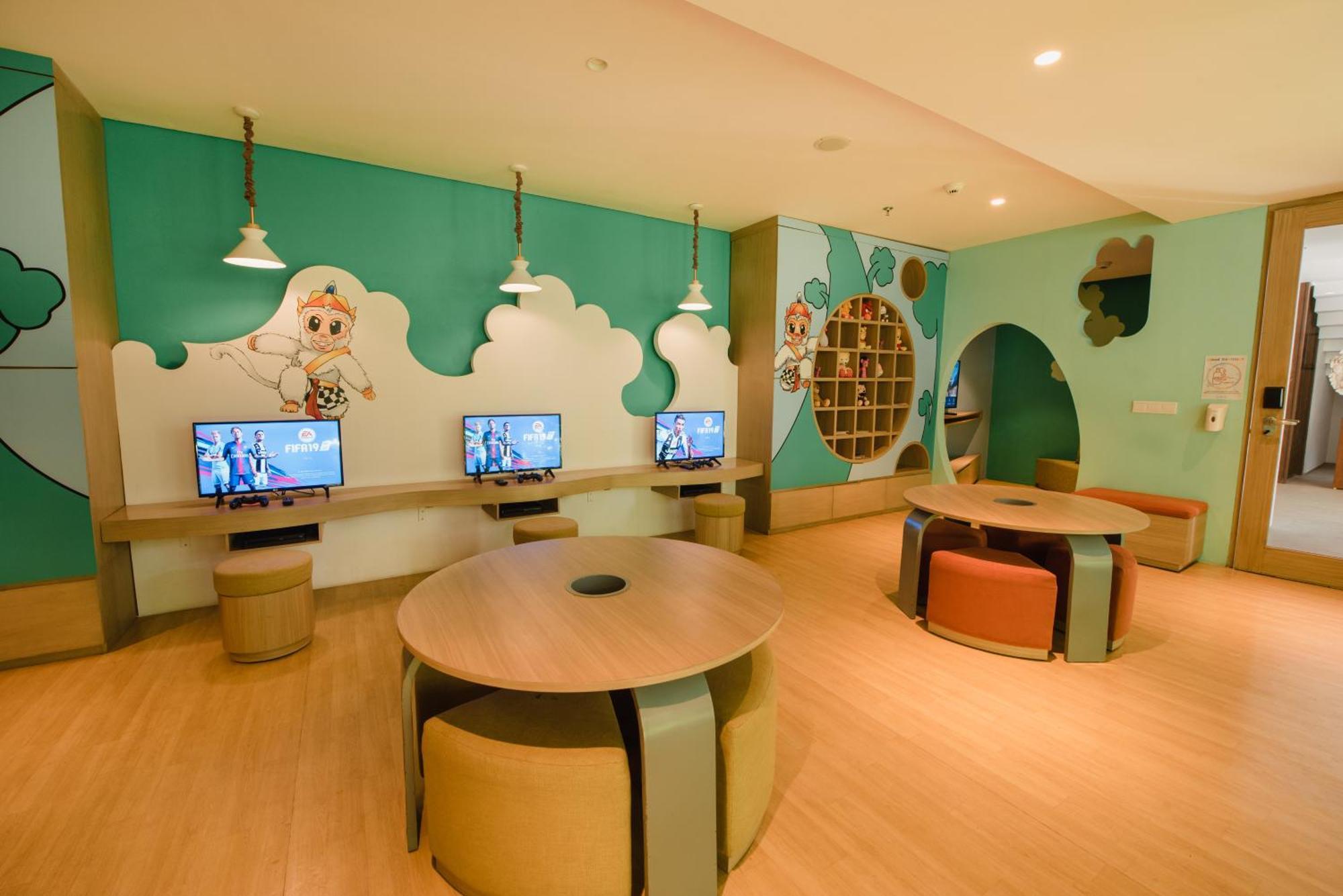 Ramayana Suites And Resort Kuta Lombok Exterior foto The Children's Hospital of Philadelphia